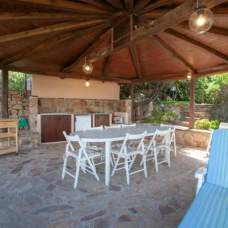 Casa Vacanze Li Cuncheddi Villetta Vista Mare 펜션 *
